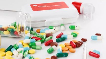 中美貿(mào)易戰(zhàn)對(duì)醫(yī)藥行業(yè)的影響（中） 仿制藥、醫(yī)療服務(wù)貿(mào)易、創(chuàng)新藥研發(fā)與技術(shù)轉(zhuǎn)讓及CRO